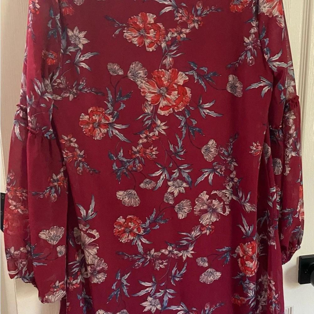 Francesca’s Burgundy Small floral dress. NWT - Picture 4 of 4